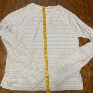 Lululemon size 10-12 women’s running top